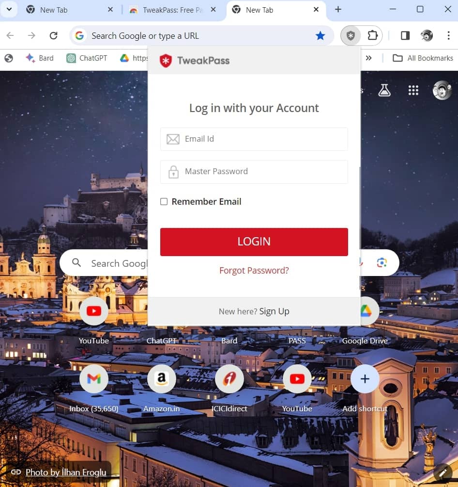 Tweakpass password manager login screen